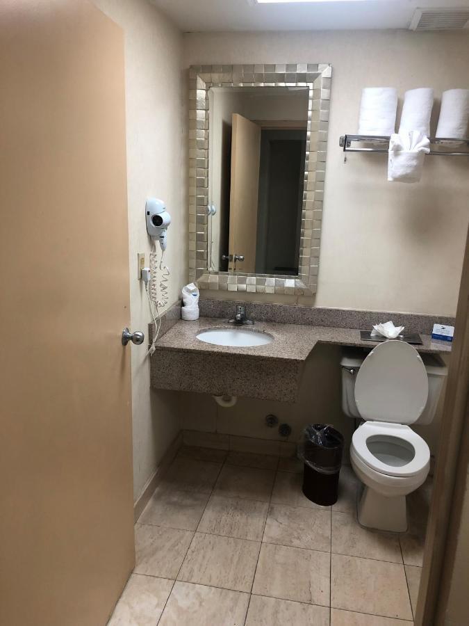 Rodeway Inn South Miami - Coral Gables Dış mekan fotoğraf